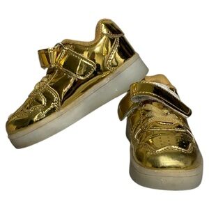 Toddler Gold Light Up LED Sneakers Size 7‎ – Velcro Strap Shiny Shoes